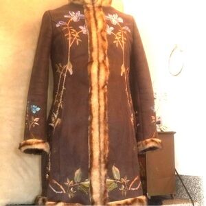 Vintage Pasha & Jo Embroidered flower Brown Coat with Faux Fur Trim